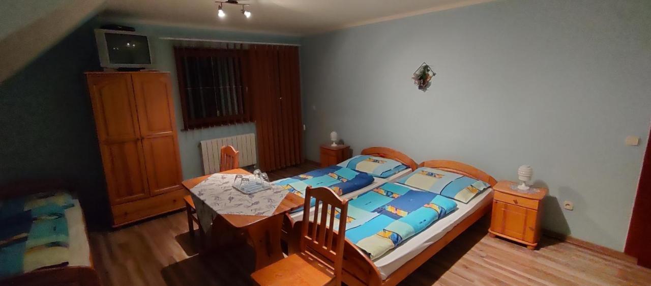 Penzion Serafin Ruzomberok Exteriör bild